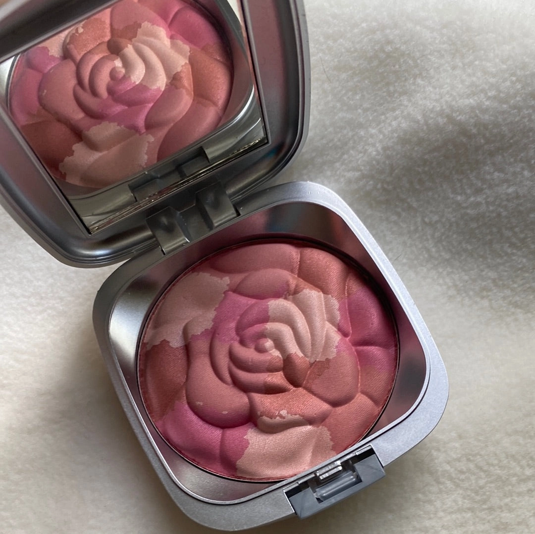 Blush & Bronzer Bouquets