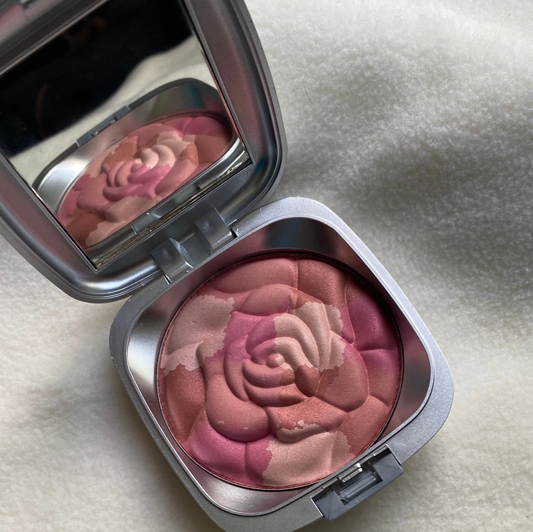 Blush & Bronzer Bouquets