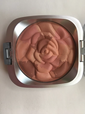 Blush & Bronzer Bouquets