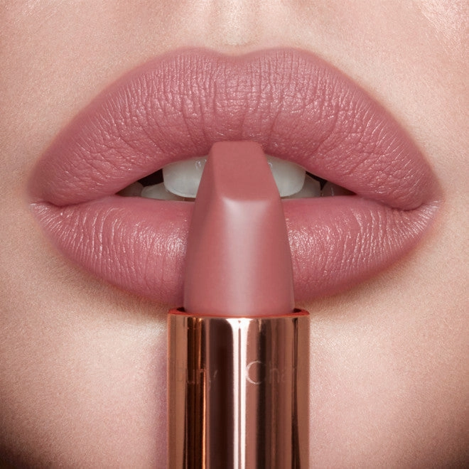 Charlotte Tilbury - AWARD WINNING BEAUTY ICONS LIMITED EDITION KIT