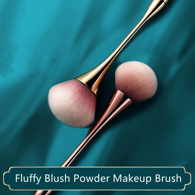 Fluffy Blush Powder Makeup Brush
