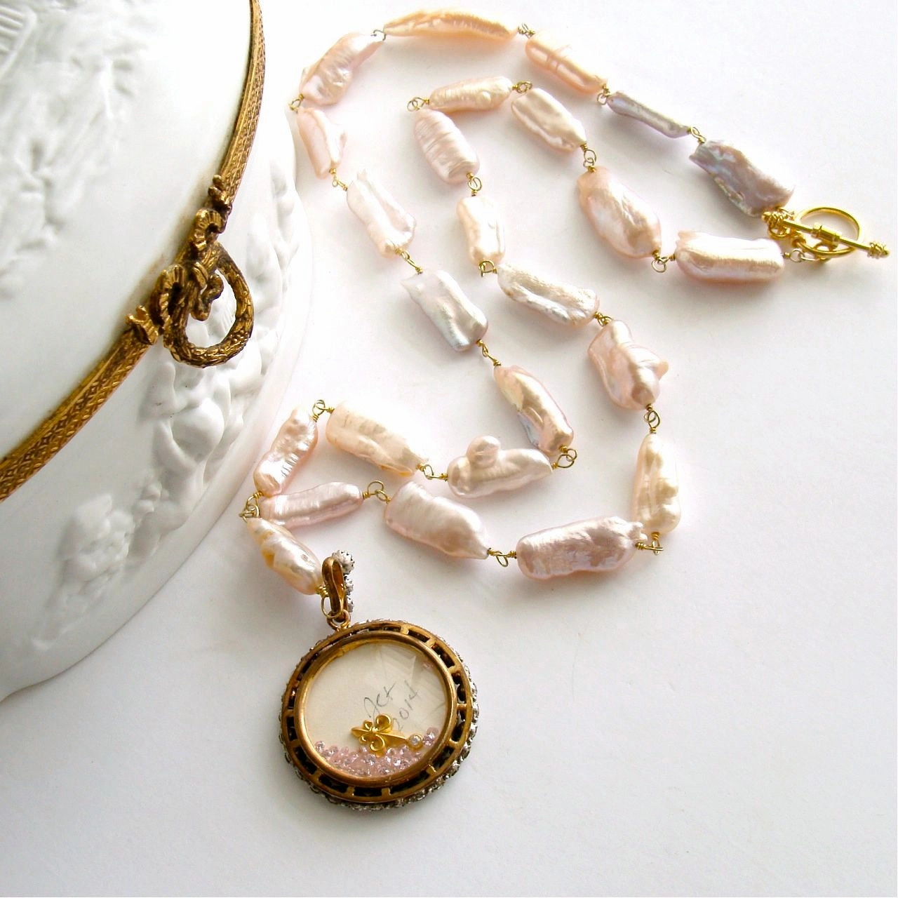 Lover’s Eye Locket Pink Blush Biwa Pearls - Georgiana Necklace