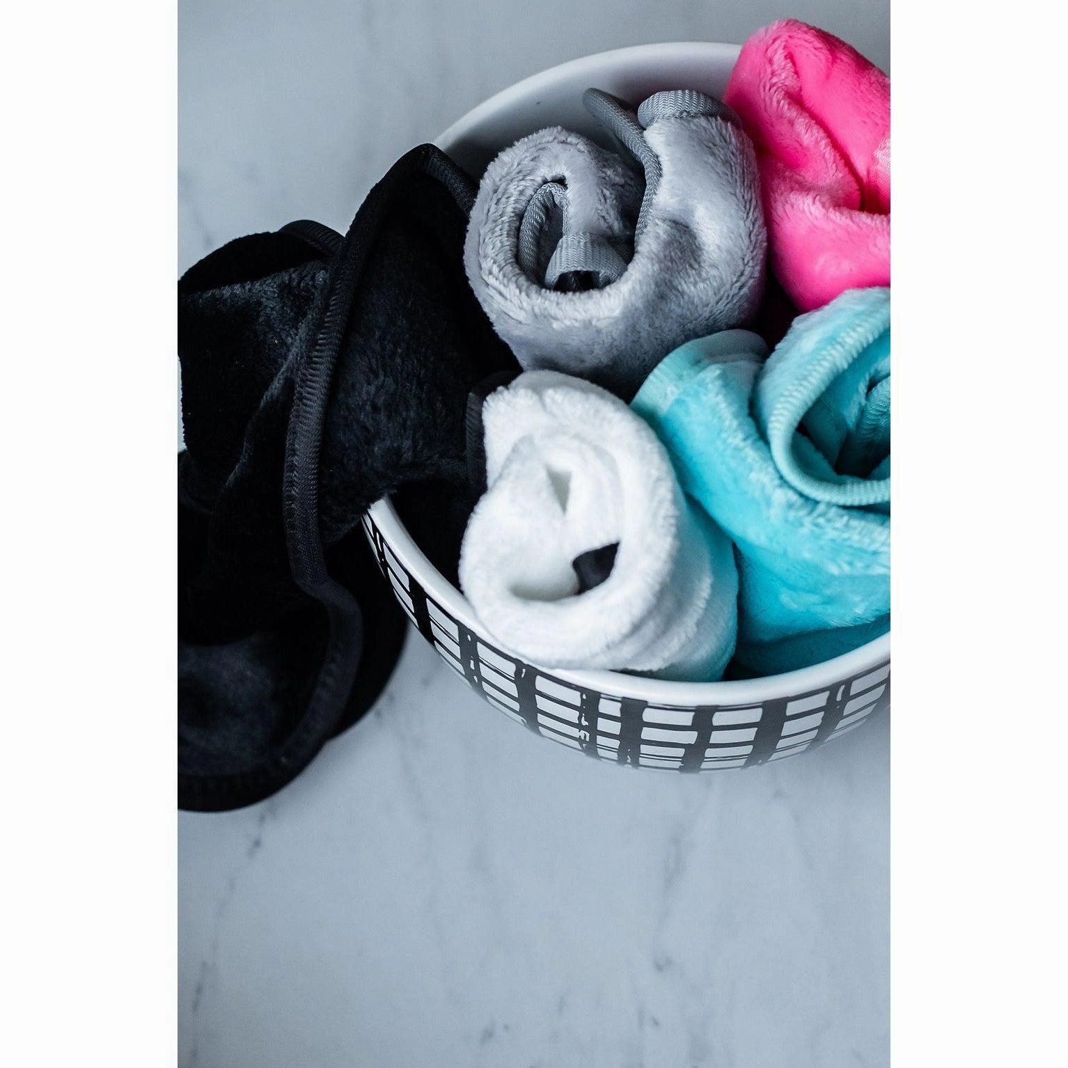 Ready to Ship  | Wash the Day Away- Makeup Remover Cloths (Assortment)
