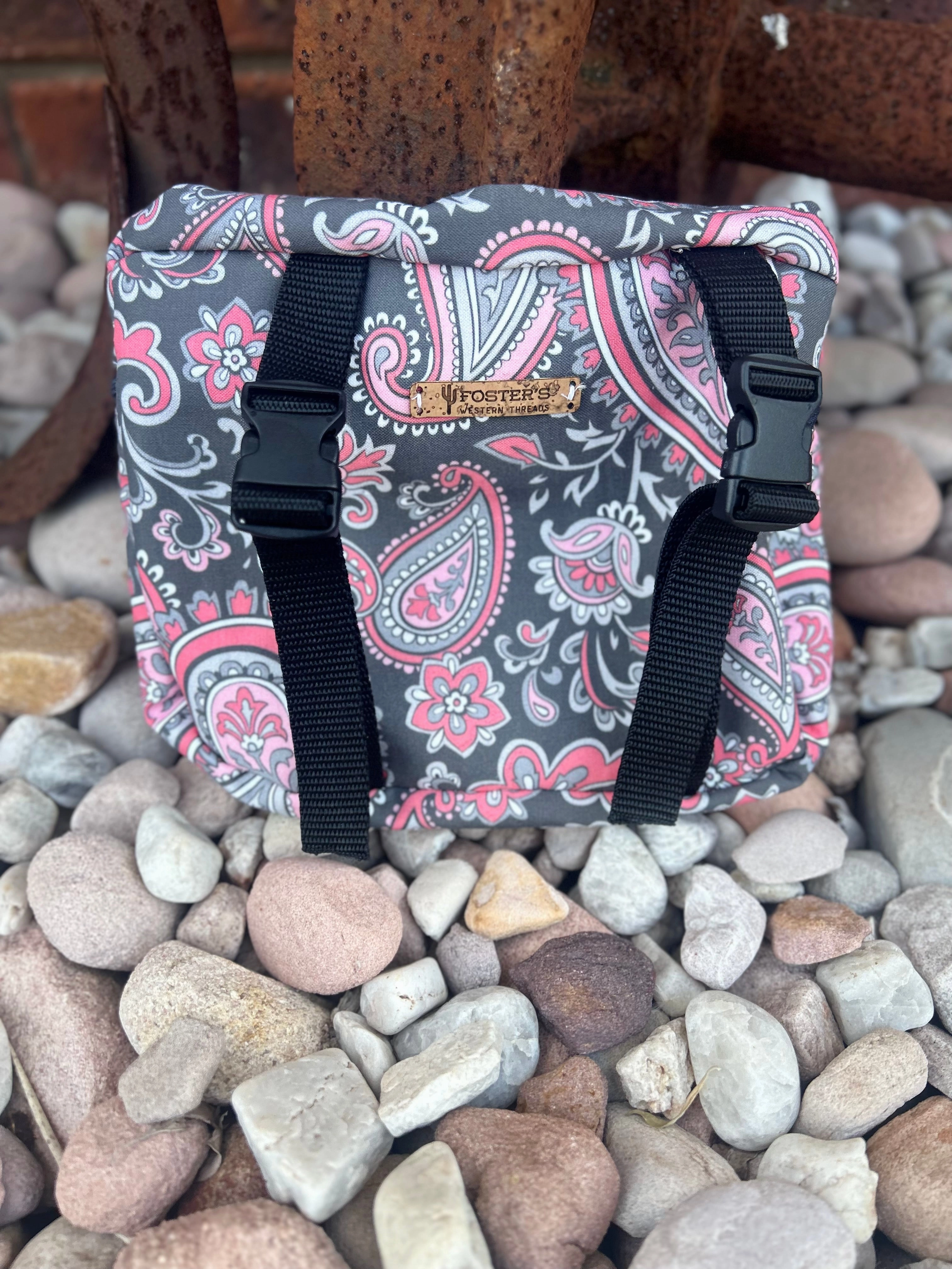 Saddle sack- pink paisley