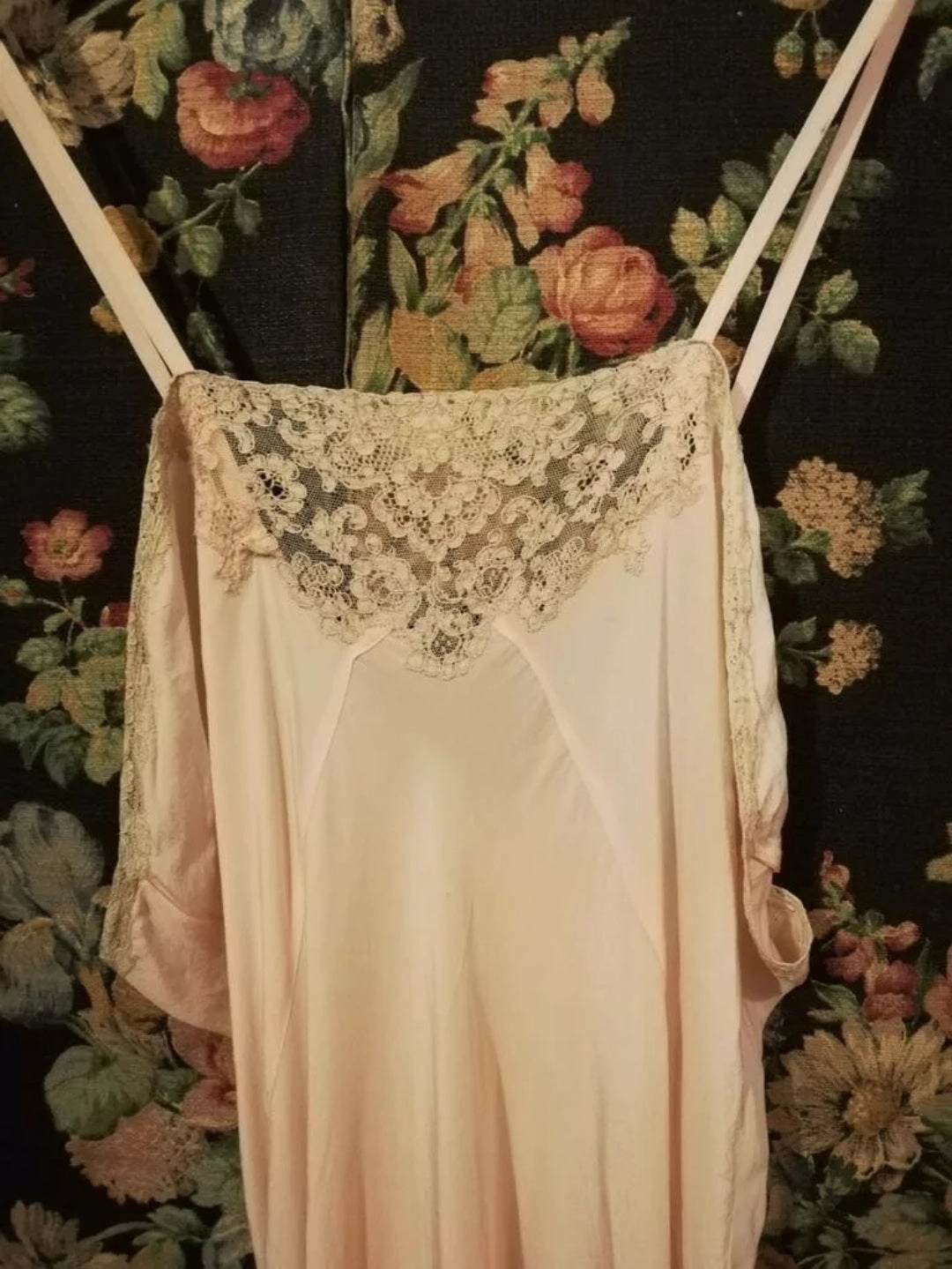 Sexy 40's/50's Blush Pink Bias Cut Silk Slip